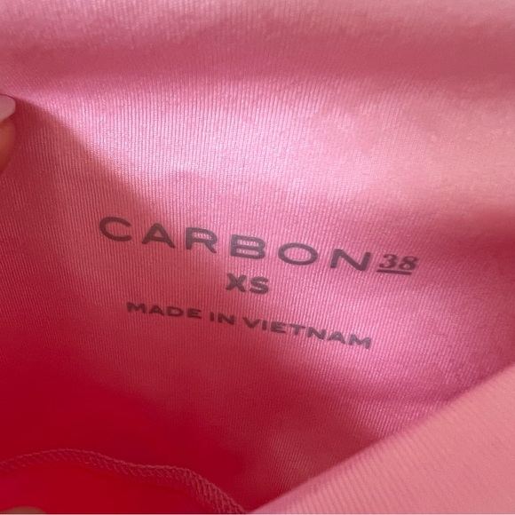 Carbon 38 Metallic Snake High Rise 7/8 Legging in Pink - Picture 7 of 7